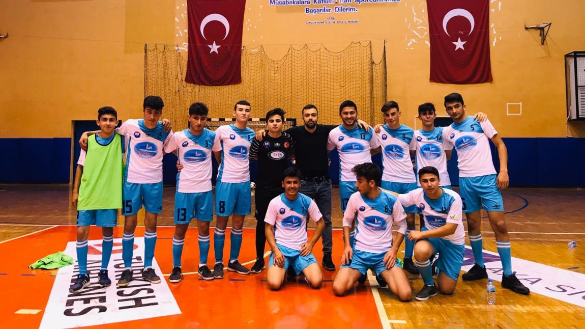  Futsal Erkek Takımımız maçı kazandı